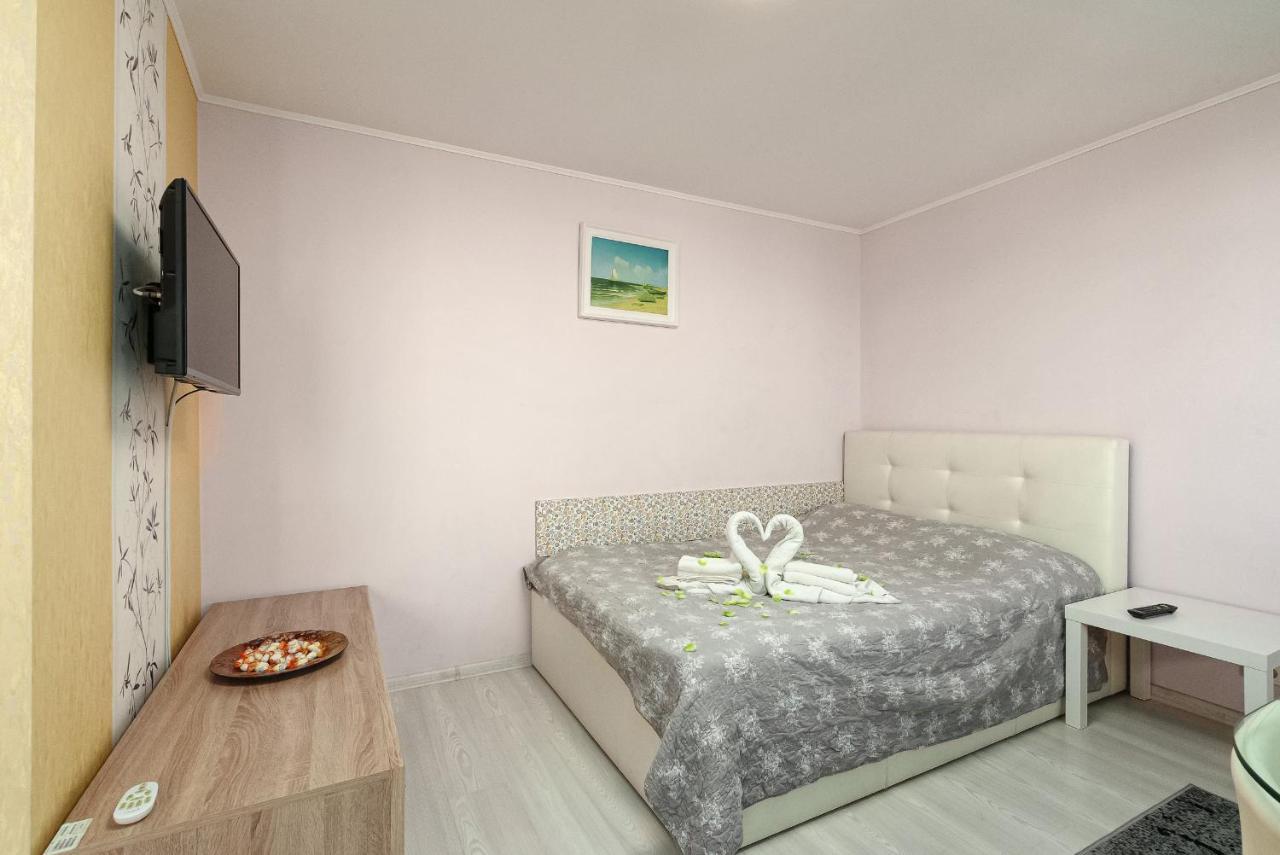 Stone Gate Apartment #1 Bukarest Exterior foto
